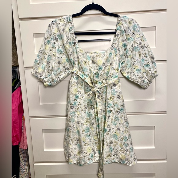 Minkpink Irwin Mini Dress w Puff Sleeves - Picture 4 of 5